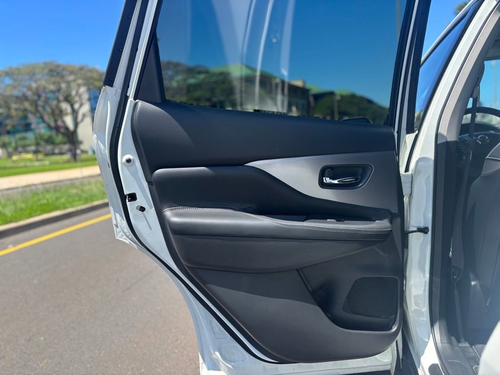 Used 2020 Nissan Murano SL w/ Cargo Package image 16