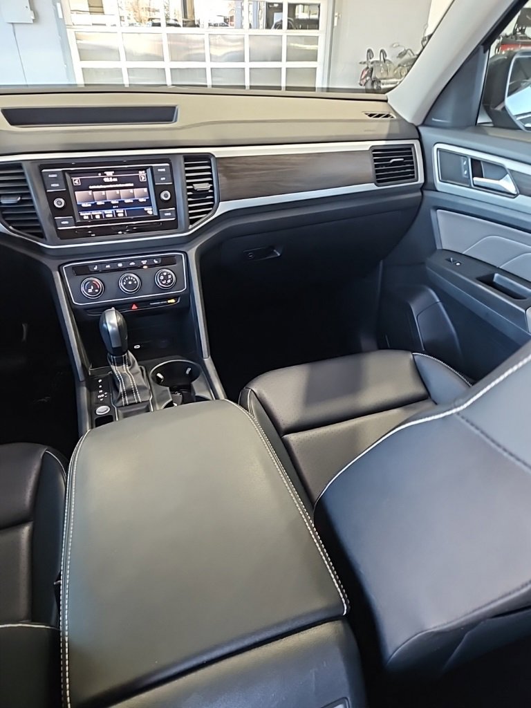 Used 2023 Volkswagen Atlas SE image 26