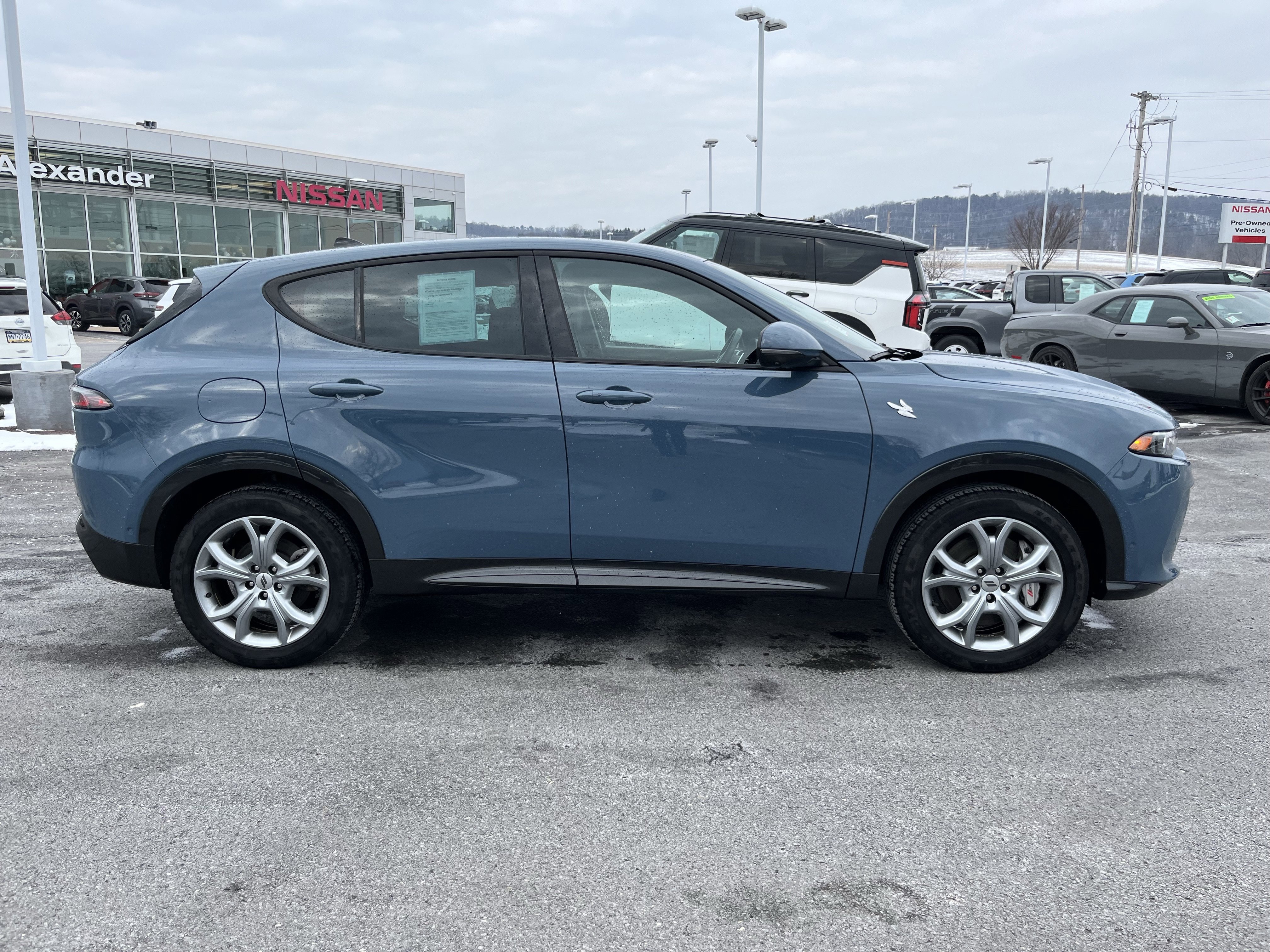 Used 2024 Dodge Hornet R/T w/ Tech Pack w/o Parking image 2