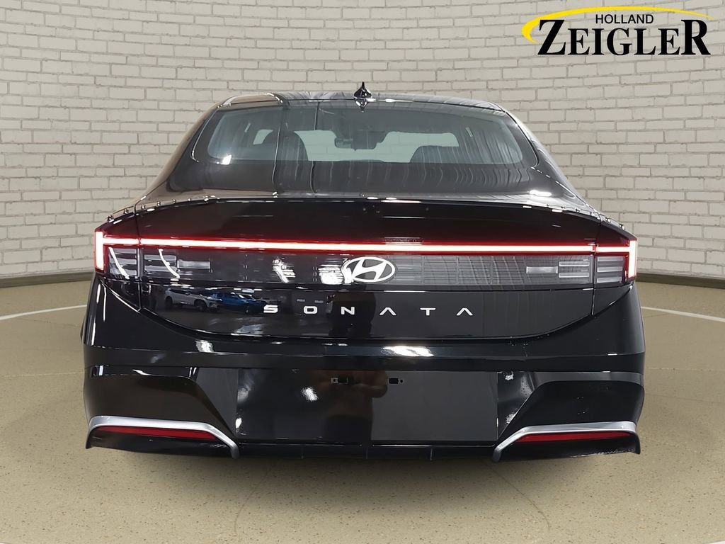 Used 2026 Hyundai Sonata SEL FWD image 6