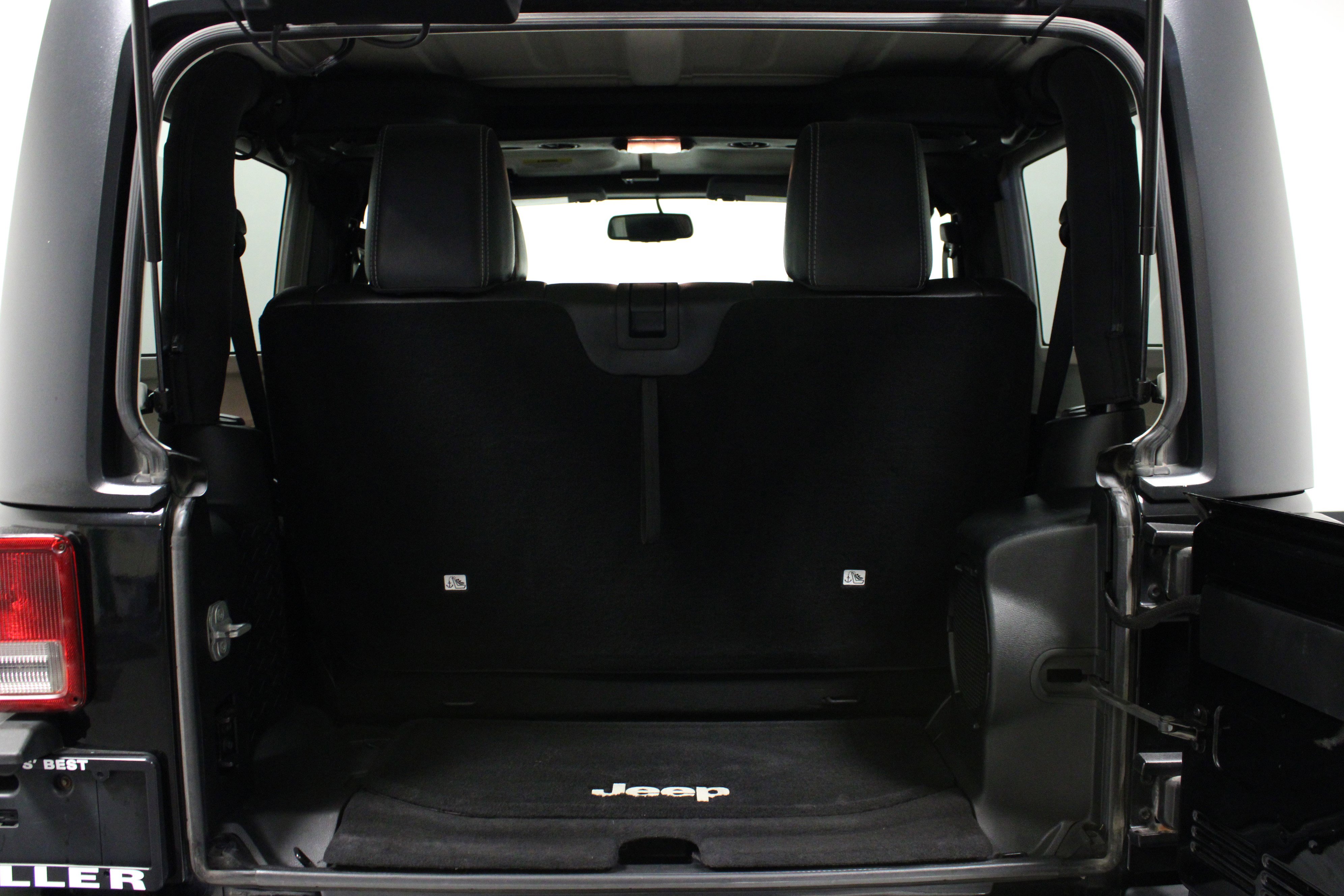 Used 2013 Jeep Wrangler Sahara w/ Connectivity Group image 14