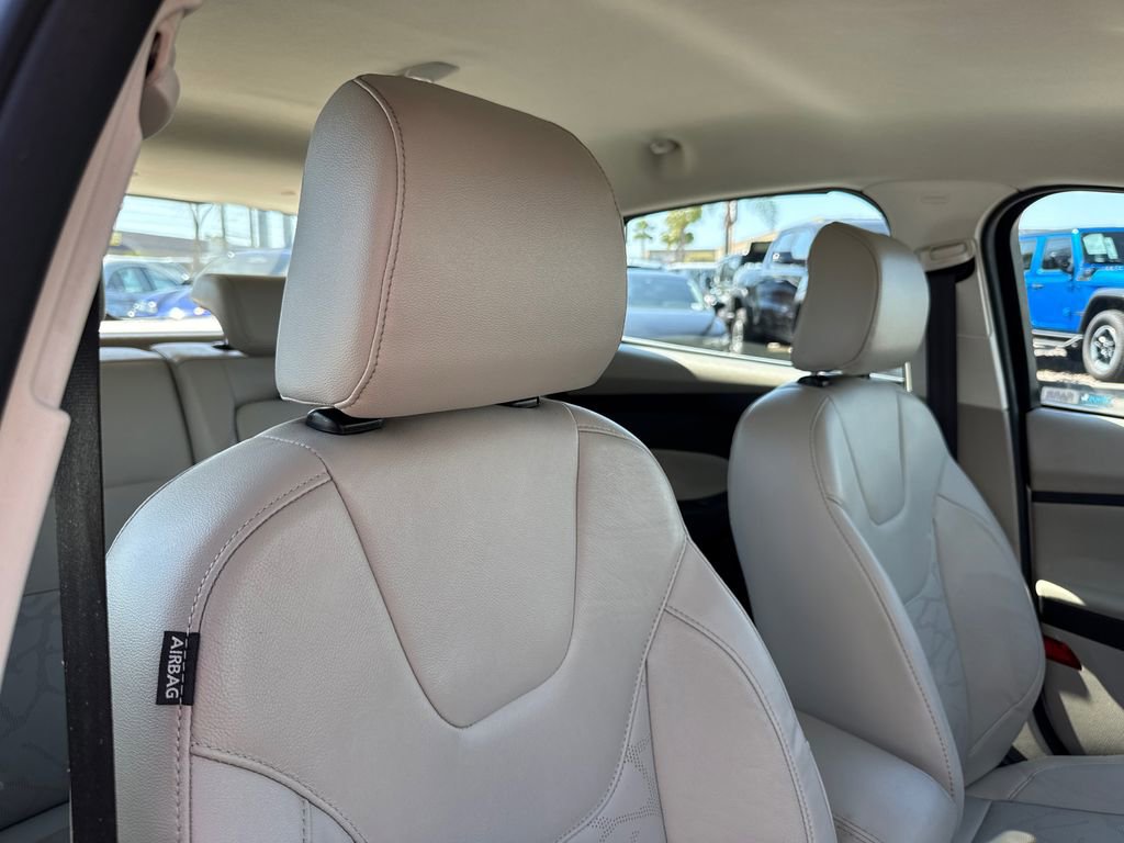 Used 2017 Ford Focus Electric Hatchback image 14