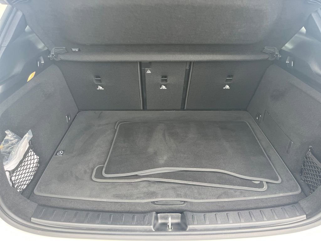 Certified 2025 Mercedes-Benz GLA 250 4MATIC image 25