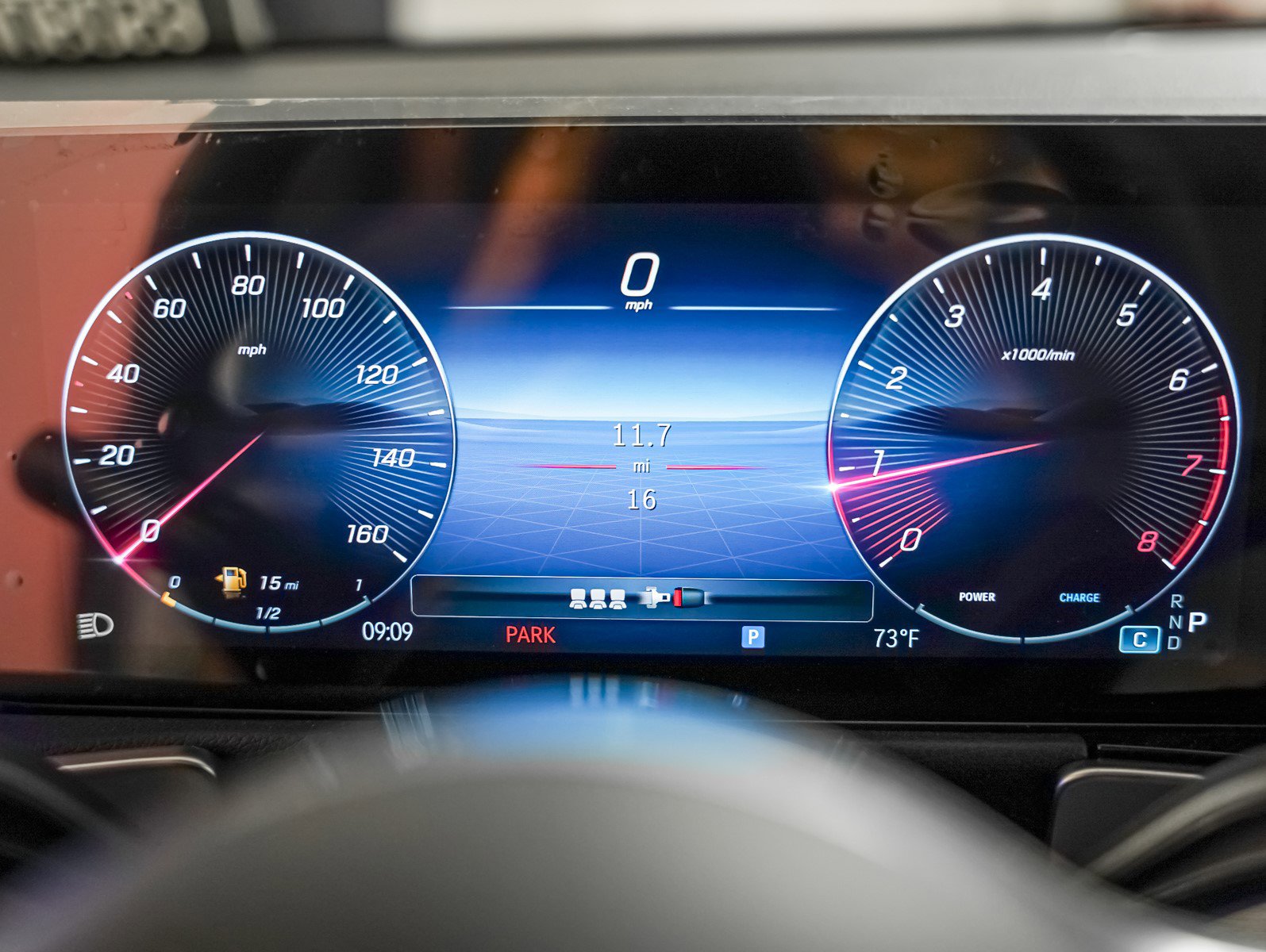 New 2025 Mercedes-Benz GLB 250 4MATIC image 16