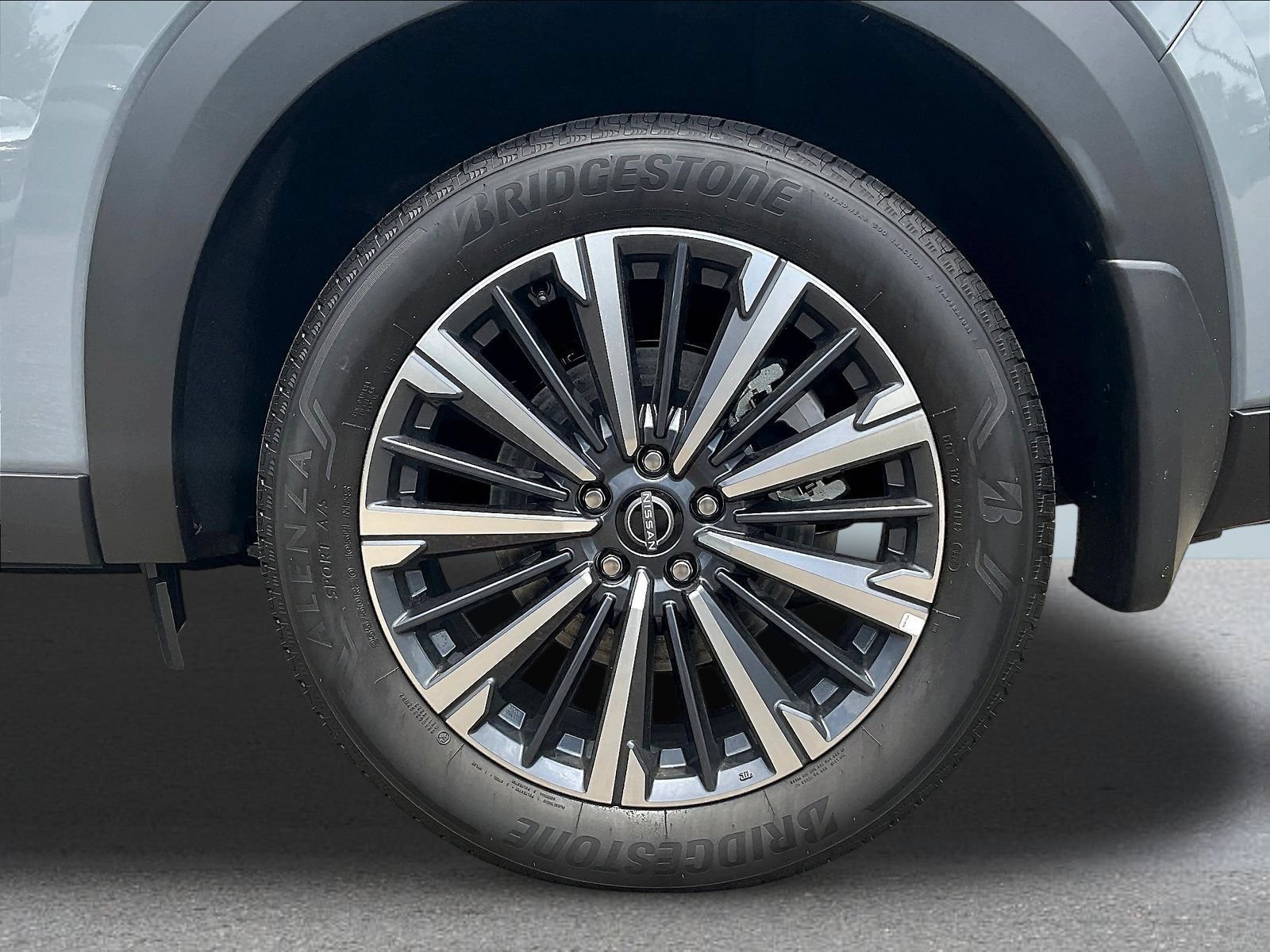 New 2026 Nissan Pathfinder Platinum AWD/4WD image 12