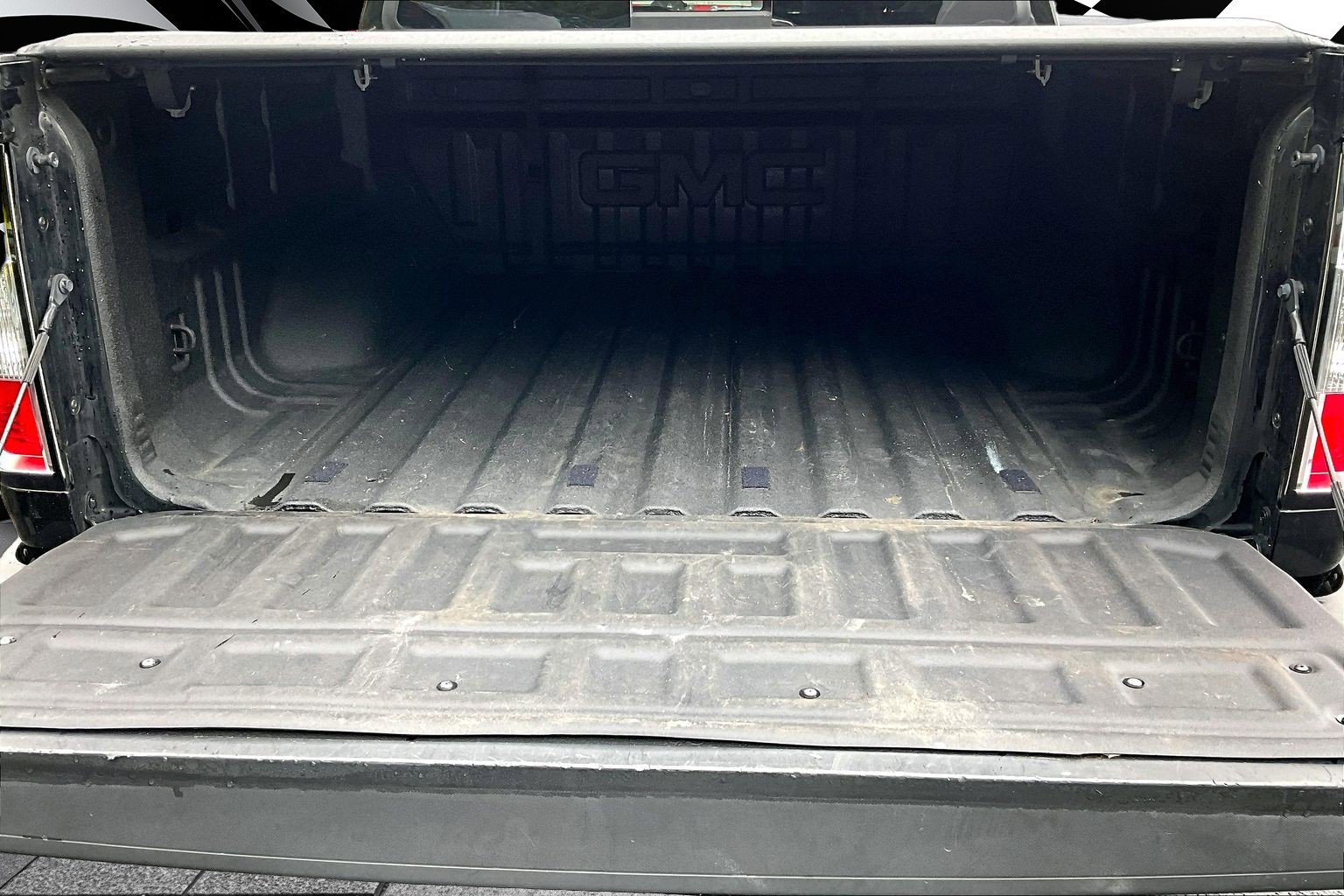 Used 2018 GMC Canyon SLT w/ Driver Alert Package AWD/4WD image 28