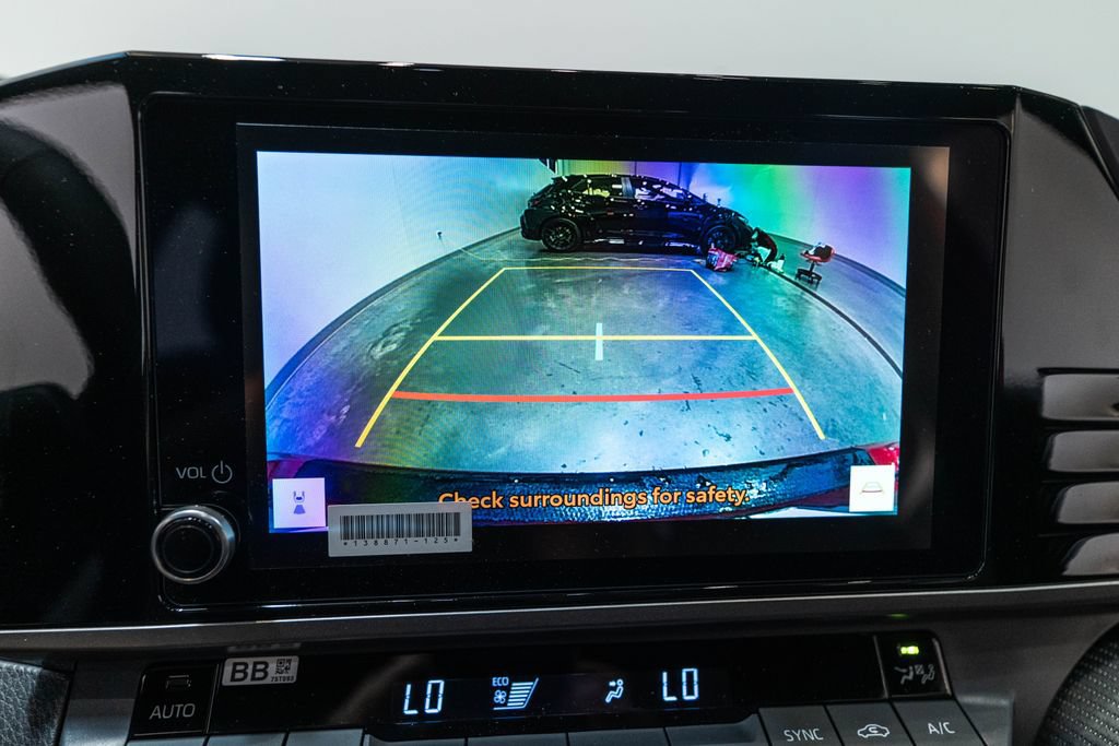 Used 2026 Toyota Camry SE w/ Convenience Package FWD image 30