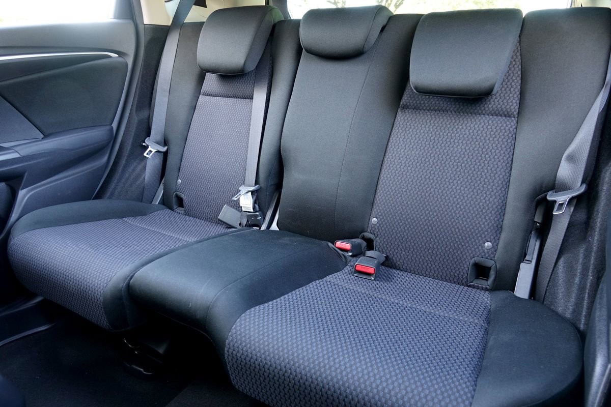 Used 2019 Honda Fit LX image 11