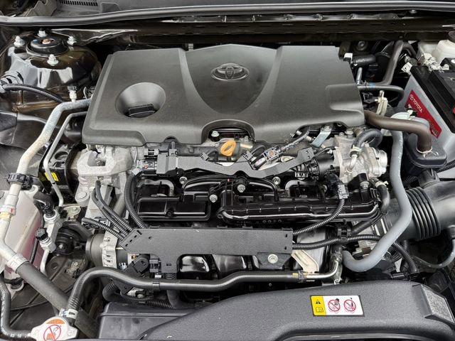 Used 2022 Toyota Camry XSE image 36