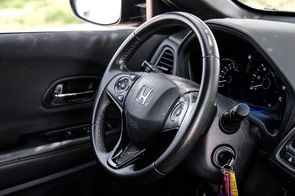 Used 2022 Honda HR-V Sport image 24