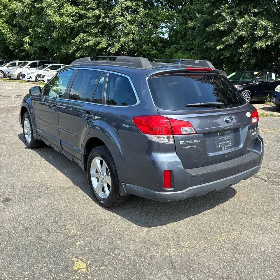 Used 2014 Subaru Outback 2.5i Limited AWD/4WD image 22