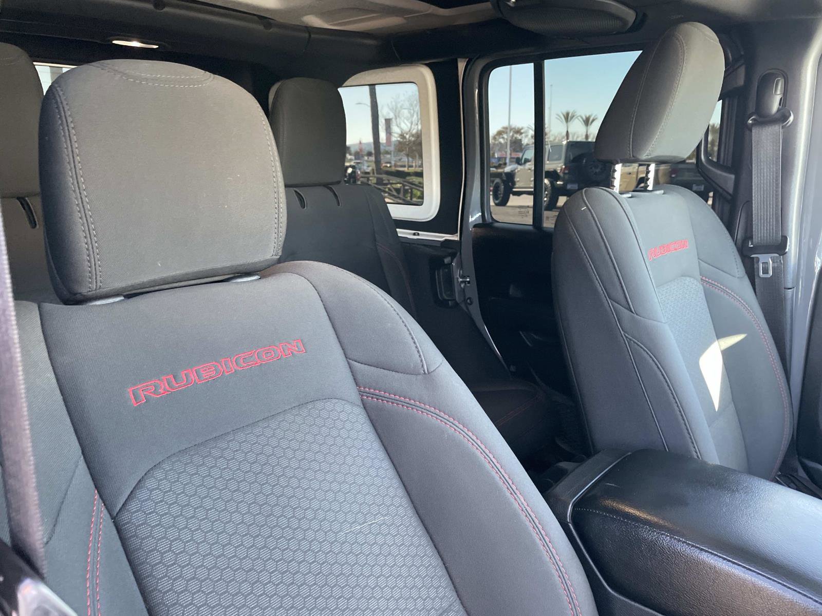 Used 2021 Jeep Wrangler Unlimited Rubicon image 27