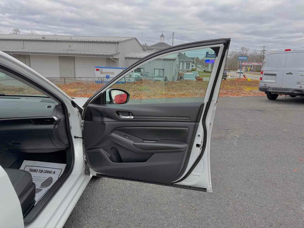 Used 2021 Nissan Altima 2.5 S image 14