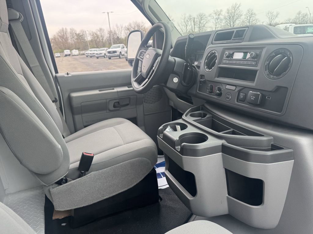 New 2025 Ford E-350 and Econoline 350 Super Duty w/ Power Equipment Group image 5