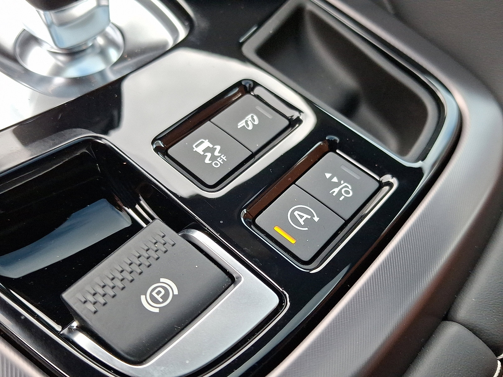 New 2024 Jaguar F-TYPE R image 17