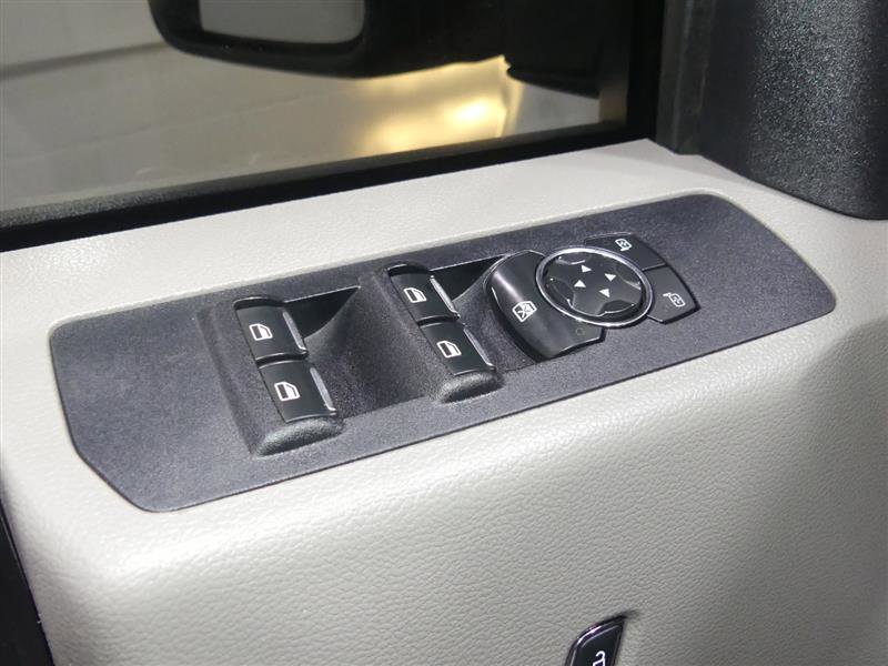 Used 2020 Ford F250 XL w/ Power Equipment Group image 15