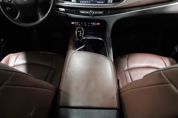 Used 2020 Buick Enclave Avenir w/ Avenir Technology Package image 33