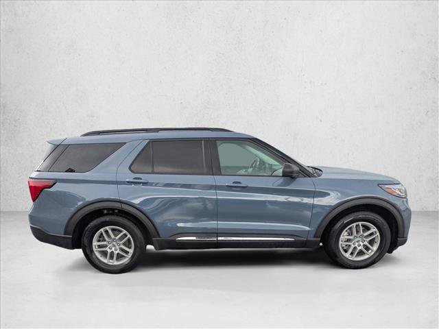 Certified 2025 Ford Explorer Active w/ Active Comfort Package RWD image 4