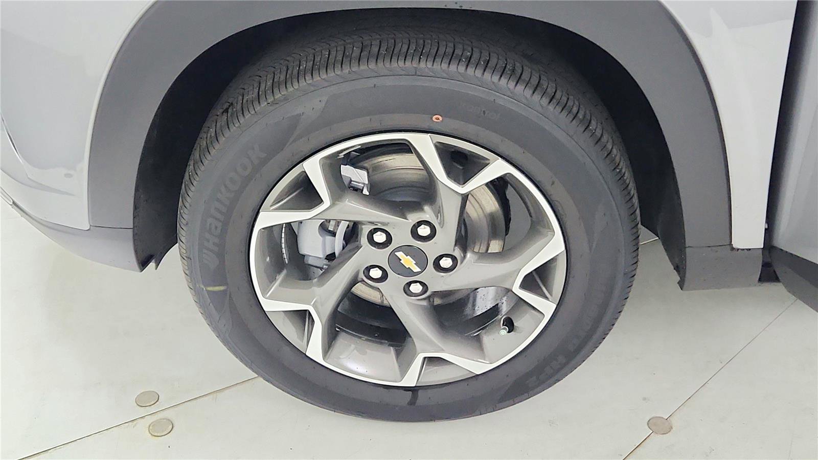 New 2026 Chevrolet Trax LT FWD image 30