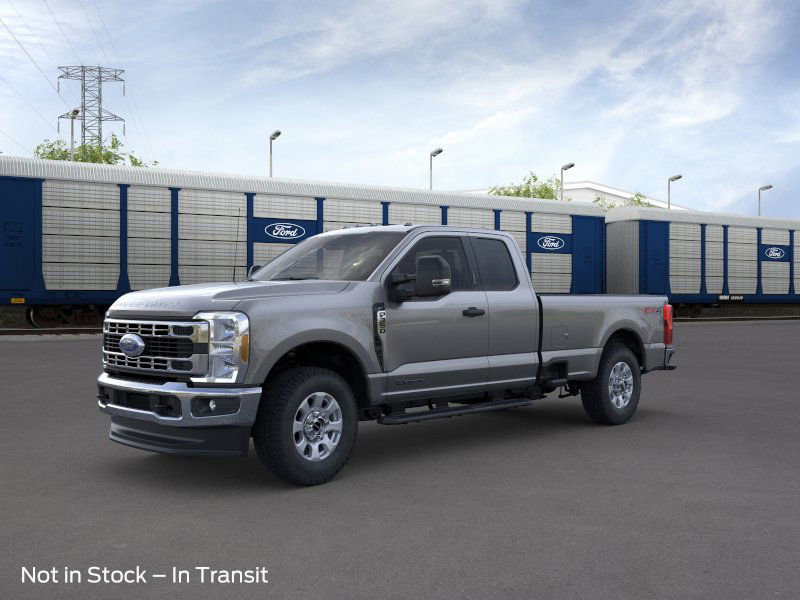 New 2025 Ford F350 XLT w/ FX4 Off-Road Package