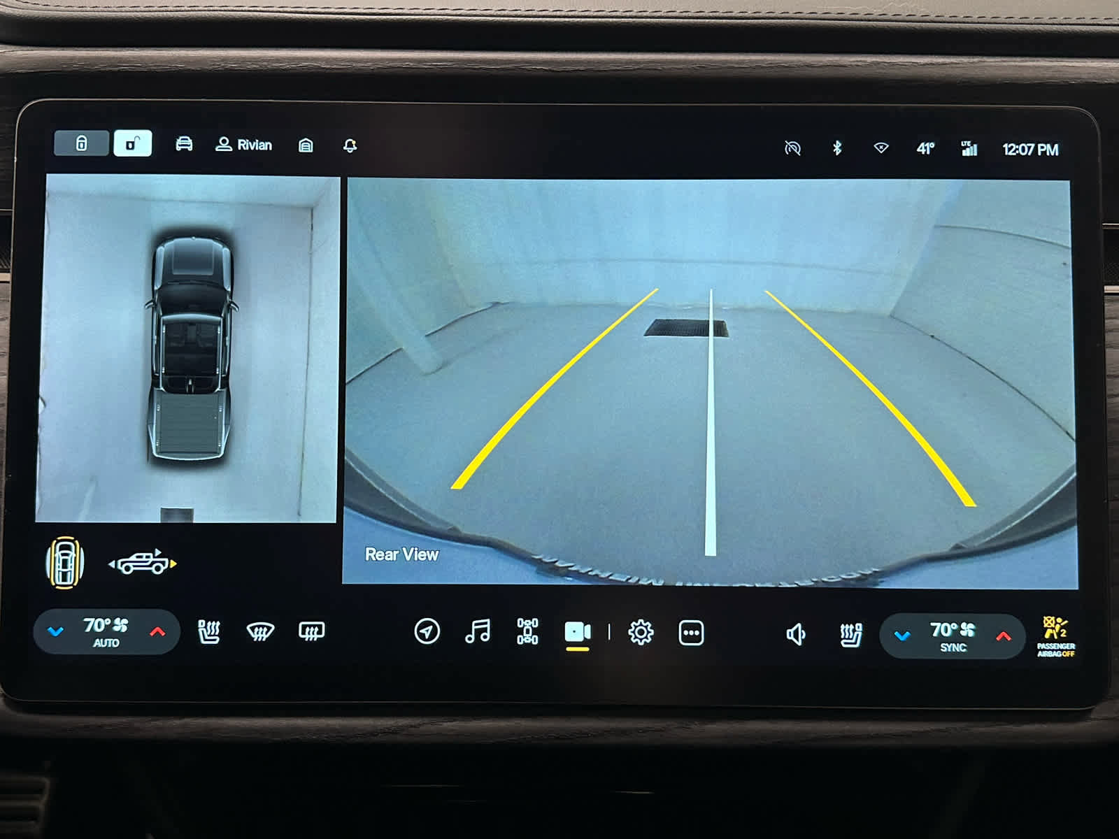 Used 2022 Rivian R1T Adventure image 34