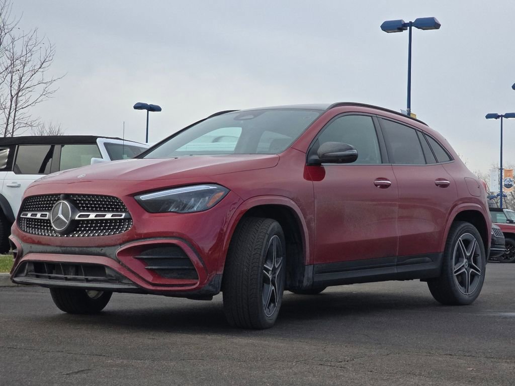 Used 2026 Mercedes-Benz GLA 250 4MATIC image 13