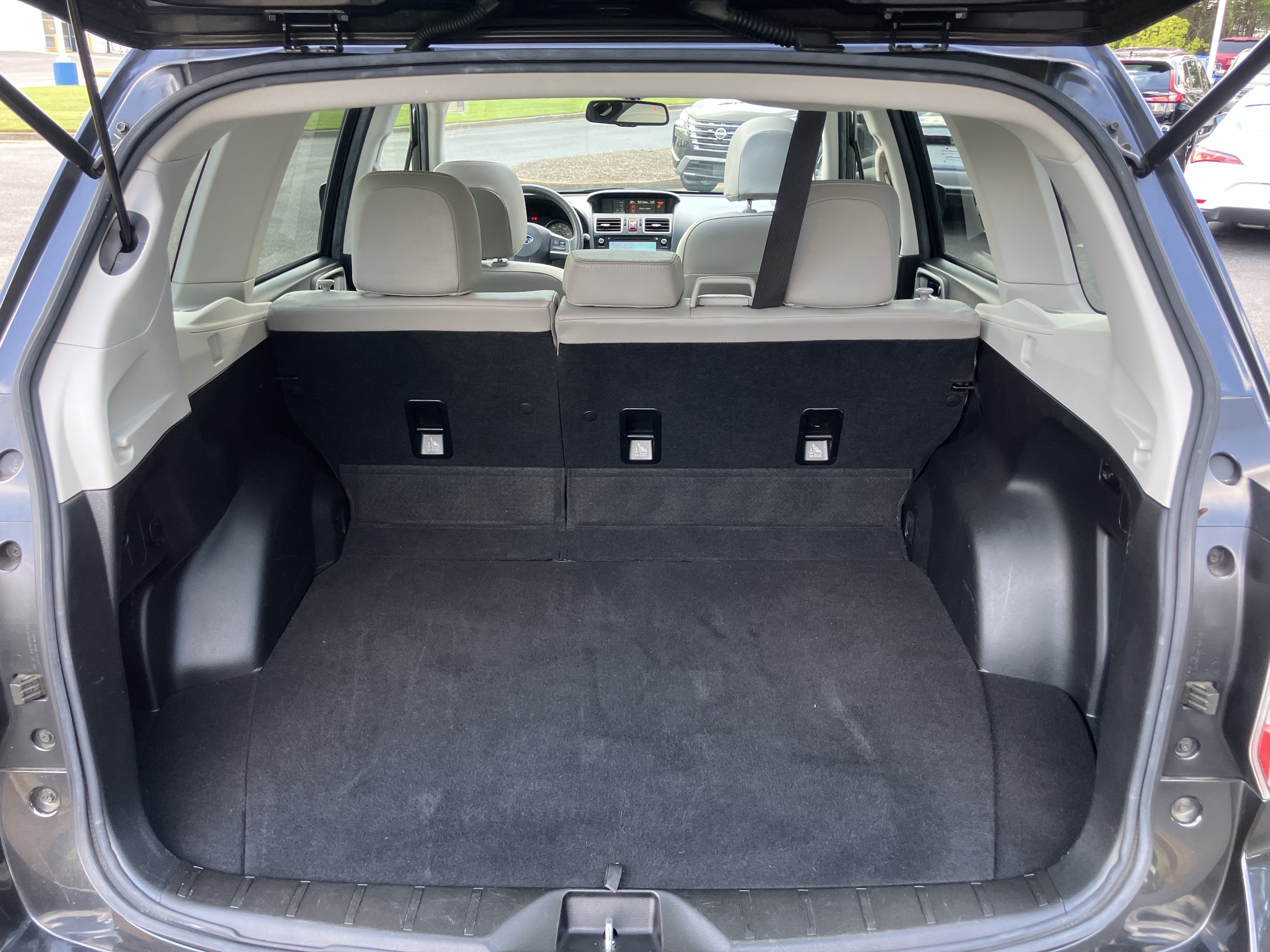 Used 2016 Subaru Forester 2.5i Limited AWD/4WD image 35