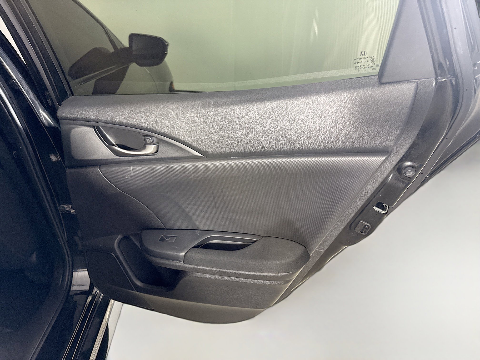 Used 2017 Honda Civic Sport image 27