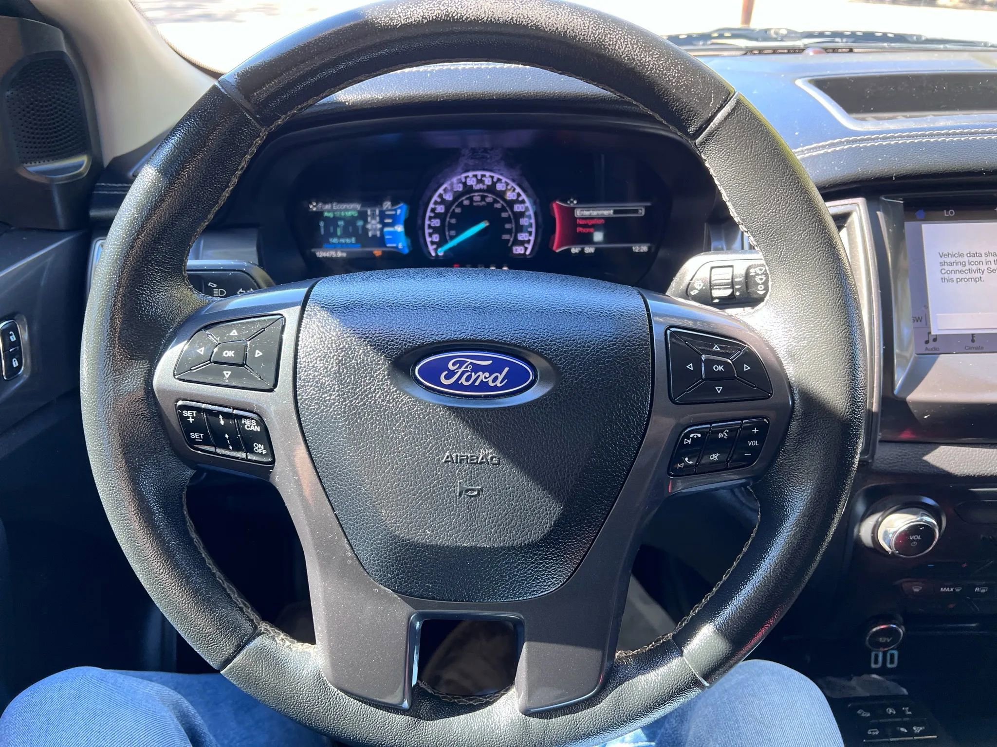 Used 2019 Ford Ranger Lariat w/ FX4 Off-Road Package AWD/4WD image 14