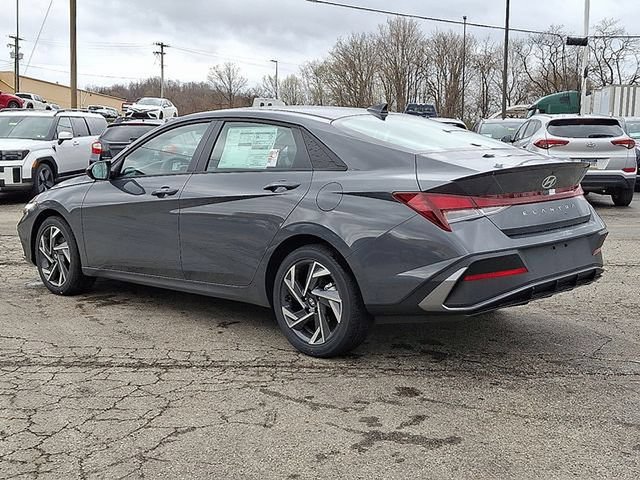 New 2026 Hyundai Elantra Sport FWD image 3