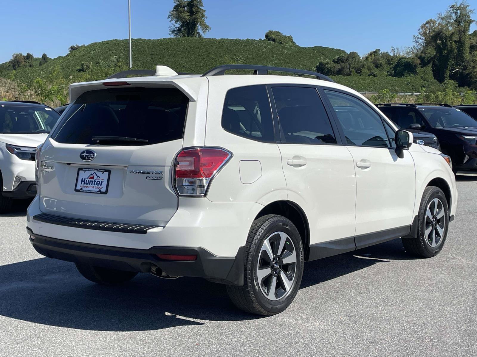 Used 2017 Subaru Forester 2.5i Premium AWD/4WD image 32