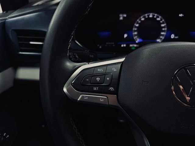 Used 2023 Volkswagen Taos SE w/ Panoramic Sunroof Package image 25