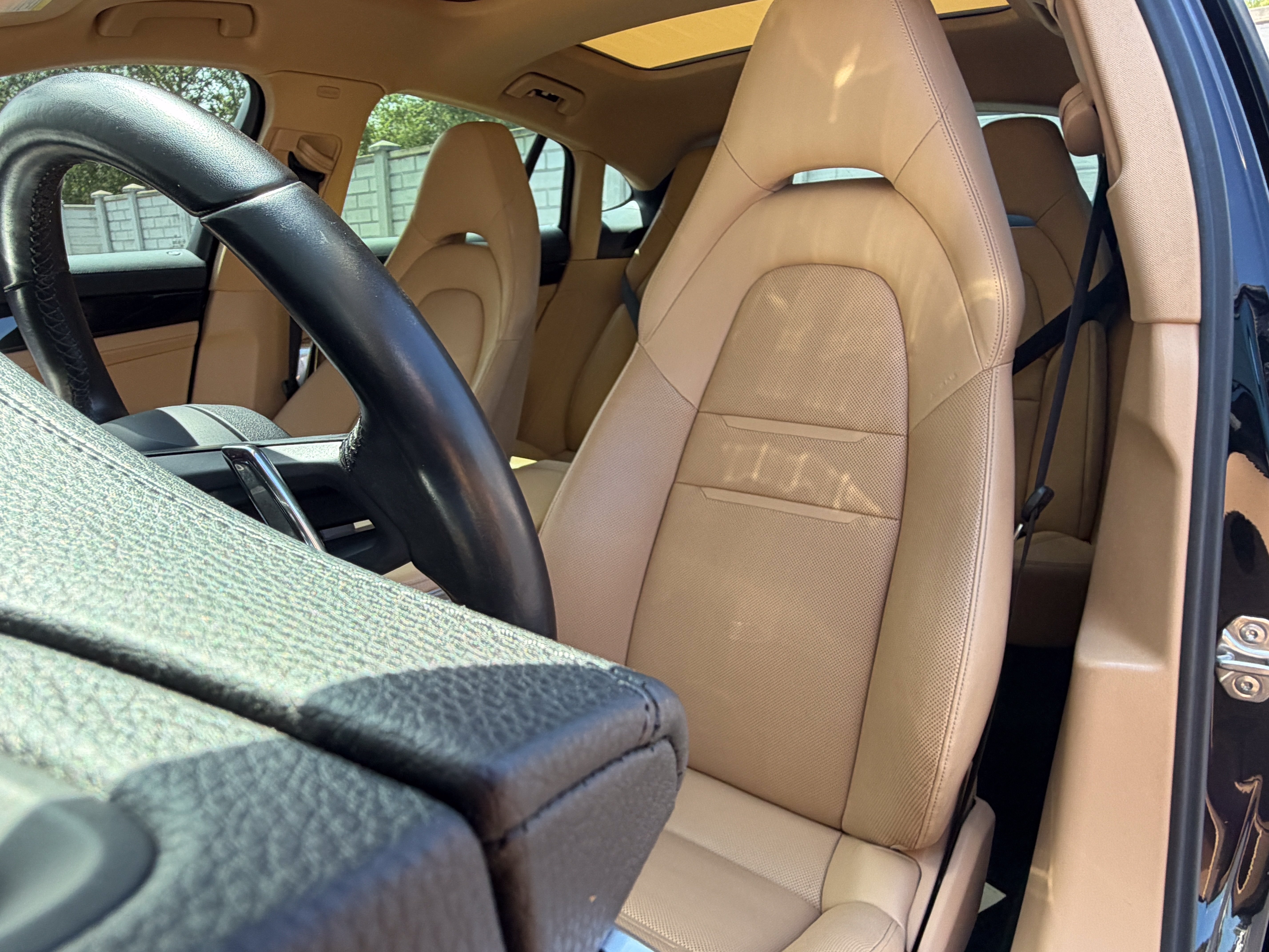 Certified 2021 Porsche Panamera 4S AWD/4WD image 5