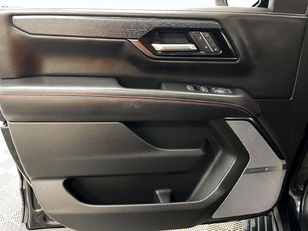 Certified 2026 GMC Yukon XL AT4 Ultimate w/ LPO, Floor Liner Package AWD/4WD image 36
