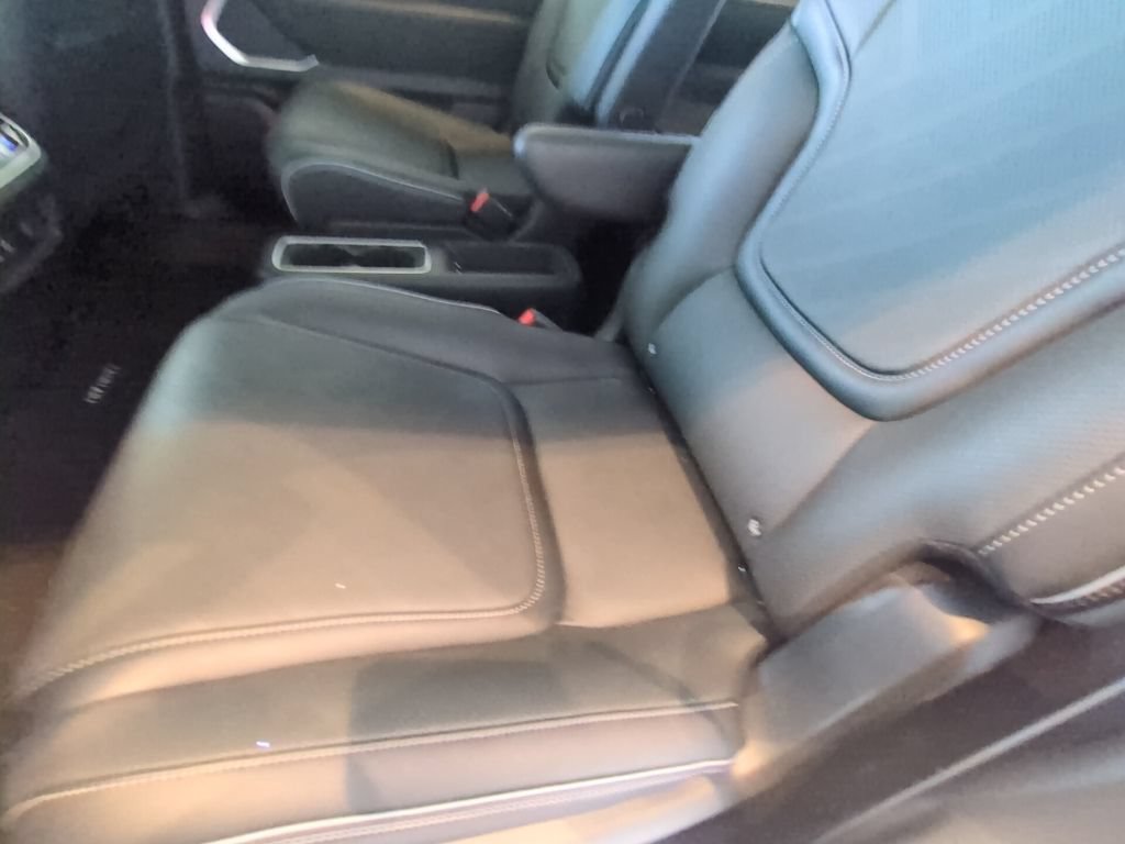 Used 2026 INFINITI QX80 Luxe w/ Cargo Package RWD image 18