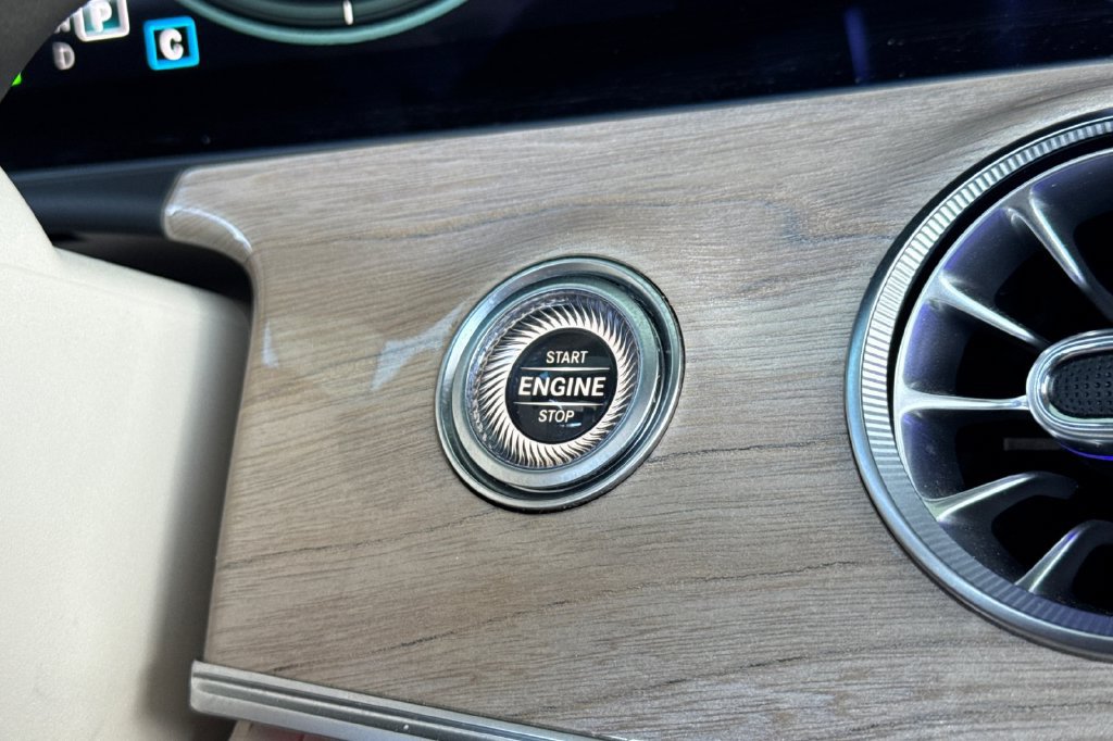Used 2023 Mercedes-Benz E 450 Cabriolet image 27