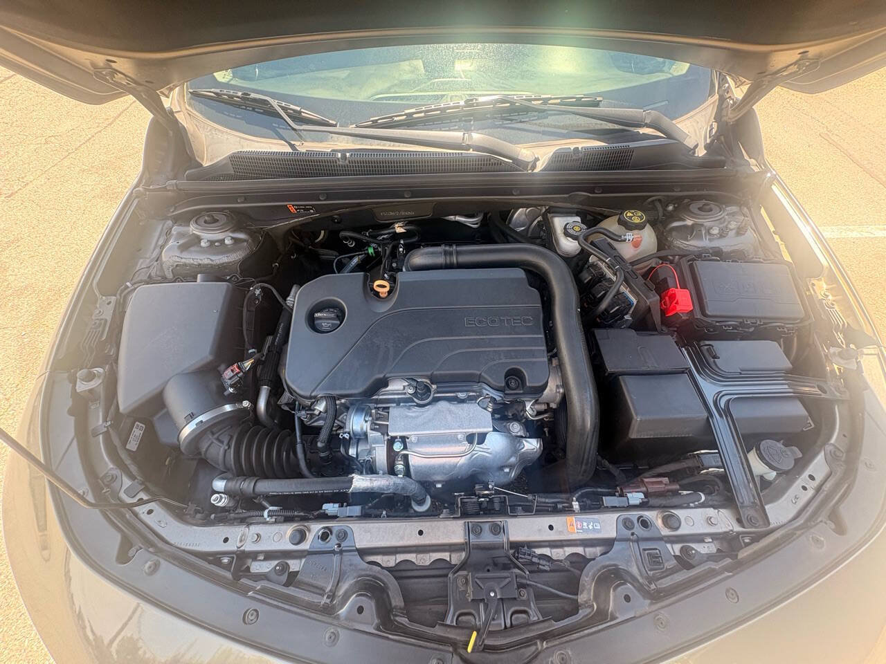Used 2020 Chevrolet Malibu LT FWD image 14