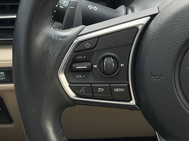Certified 2025 Acura MDX w/ Technology Package FWD image 12