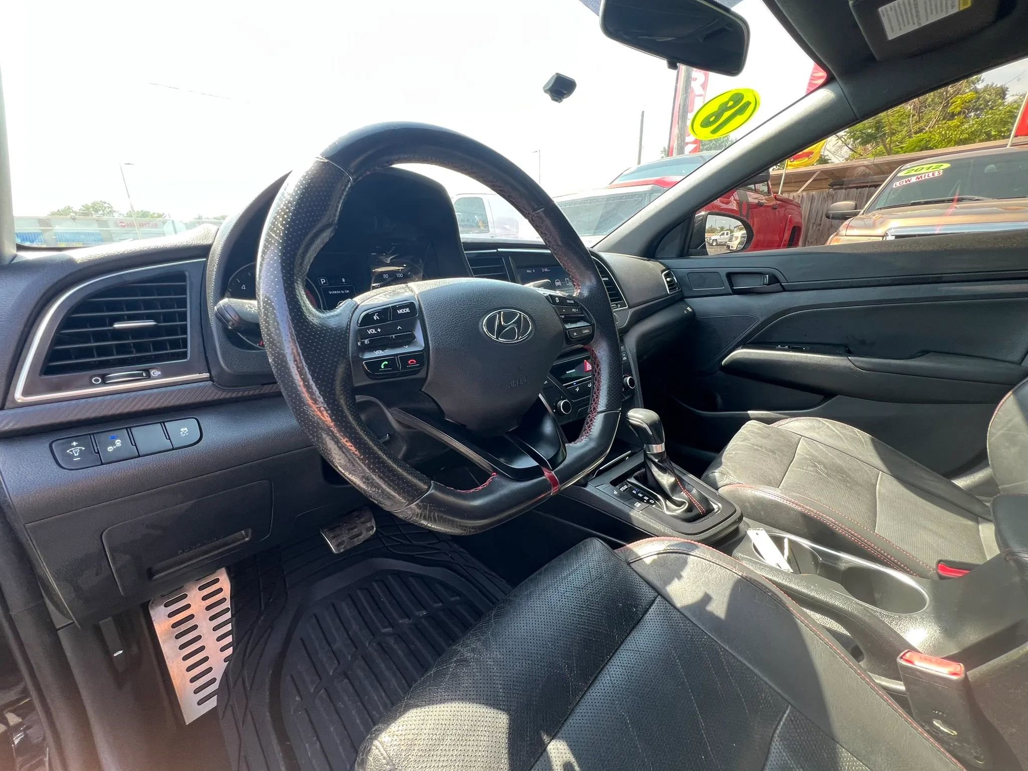 Used 2018 Hyundai Elantra Sport w/ Cargo Package FWD image 11