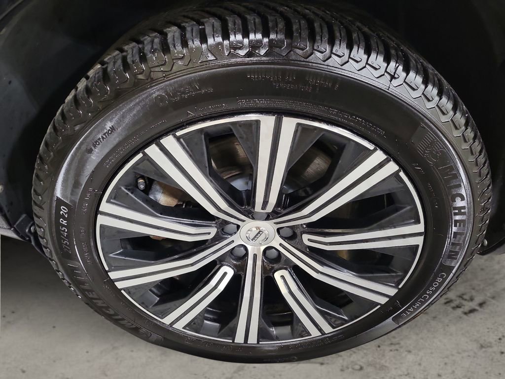 Used 2020 Volvo XC90 T8 Inscription image 9