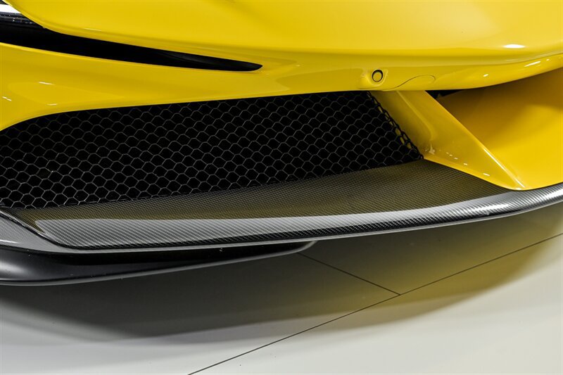 Used 2023 Ferrari SF90 Stradale AWD/4WD image 5