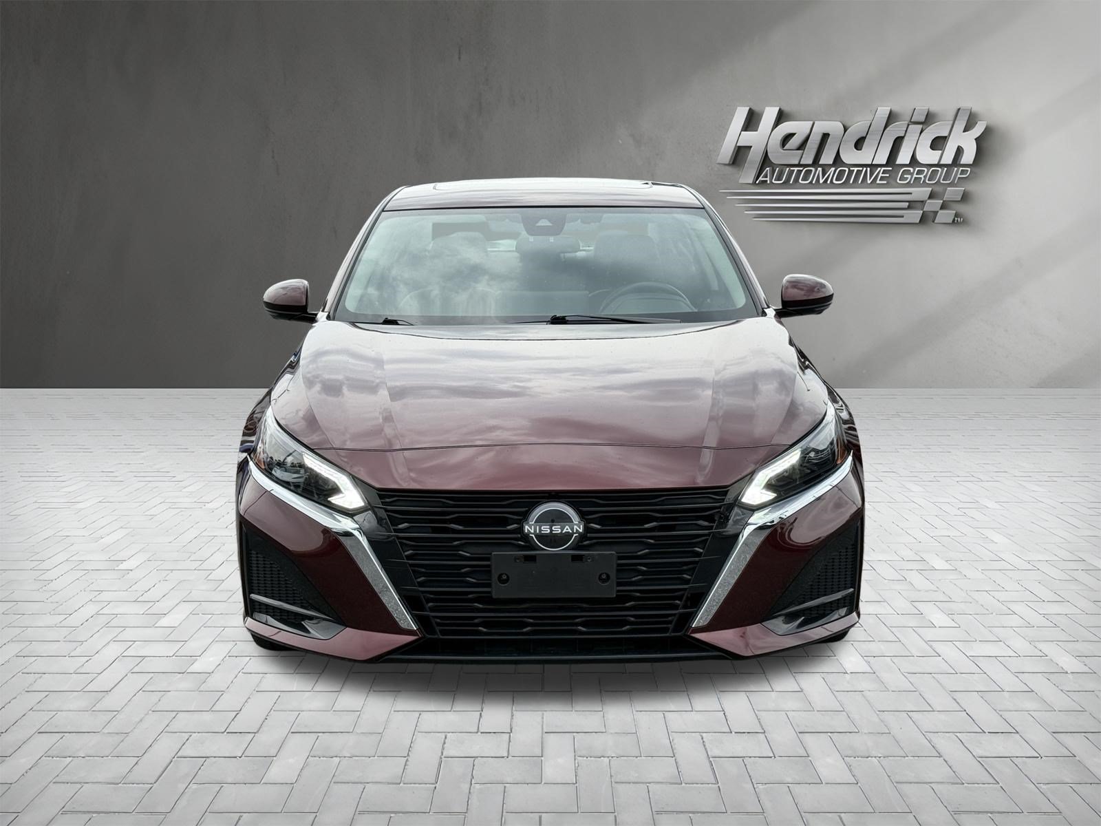 Used 2023 Nissan Altima 2.5 SL AWD/4WD image 3