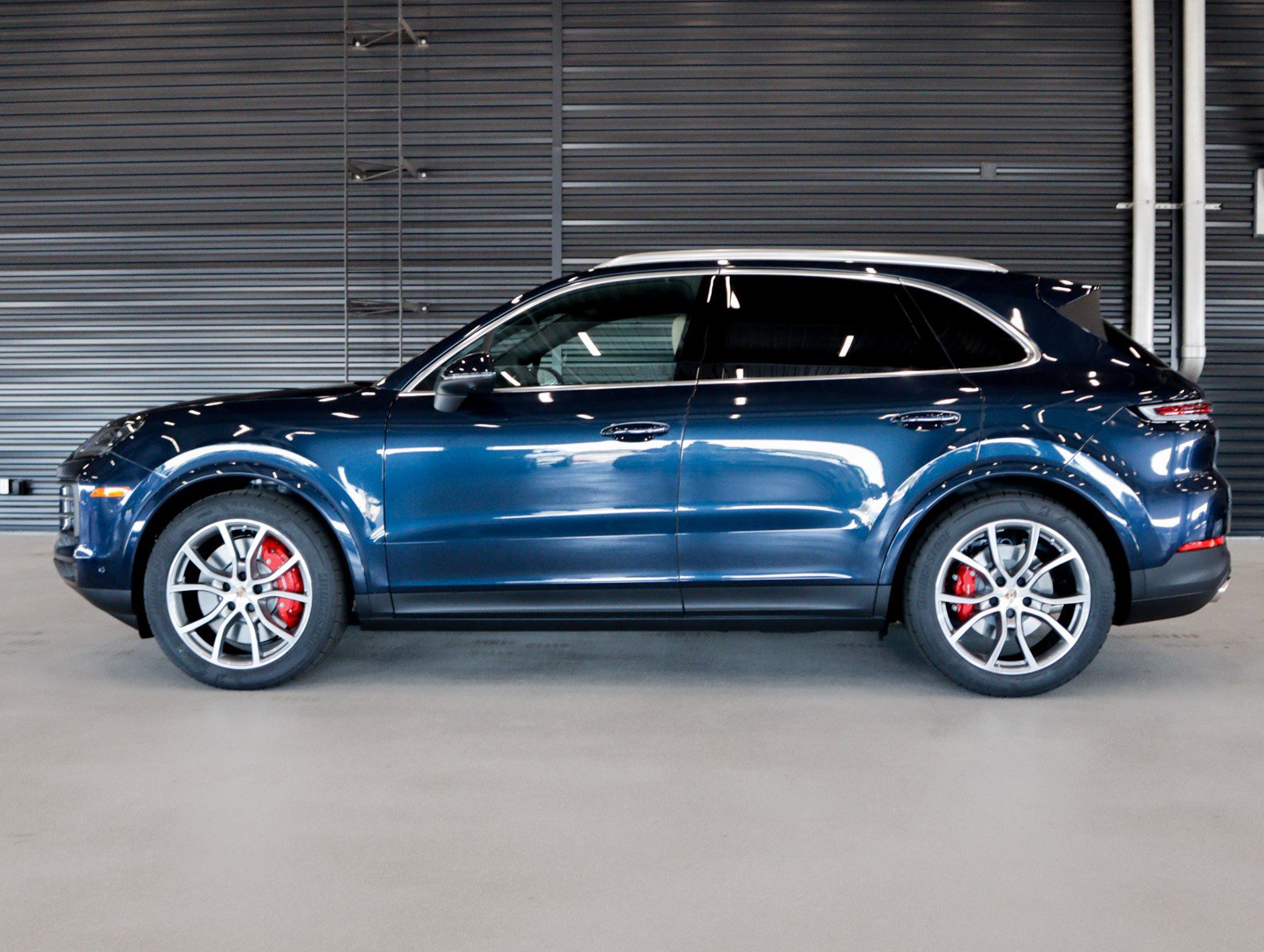 New 2025 Porsche Cayenne S image 2