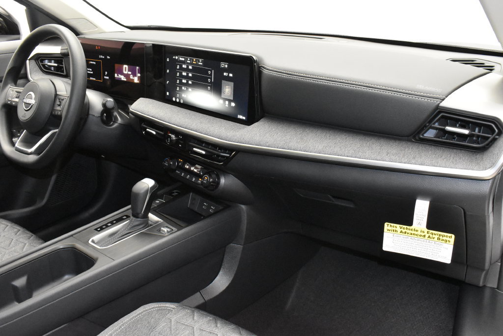 New 2026 Nissan Kicks SV w/ SV Premium Package AWD/4WD image 27