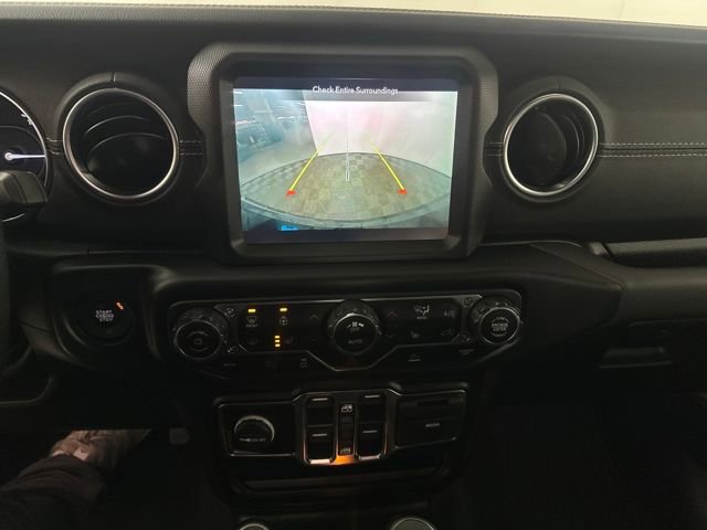 Used 2022 Jeep Wrangler Unlimited Sahara w/ Cold Weather Group image 22