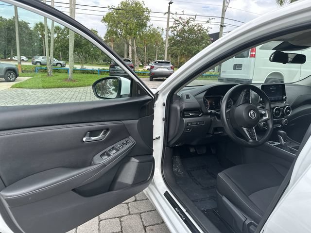 Used 2024 Nissan Sentra SV FWD image 22