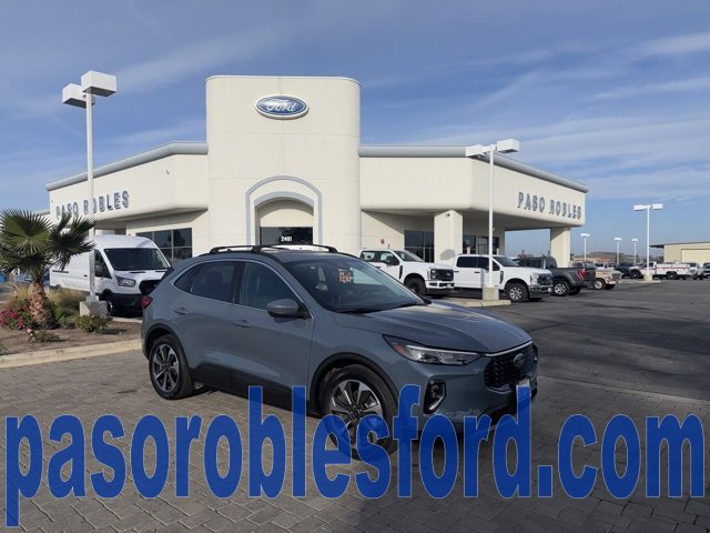 Used 2023 Ford Escape Platinum w/ Premium Technology Package