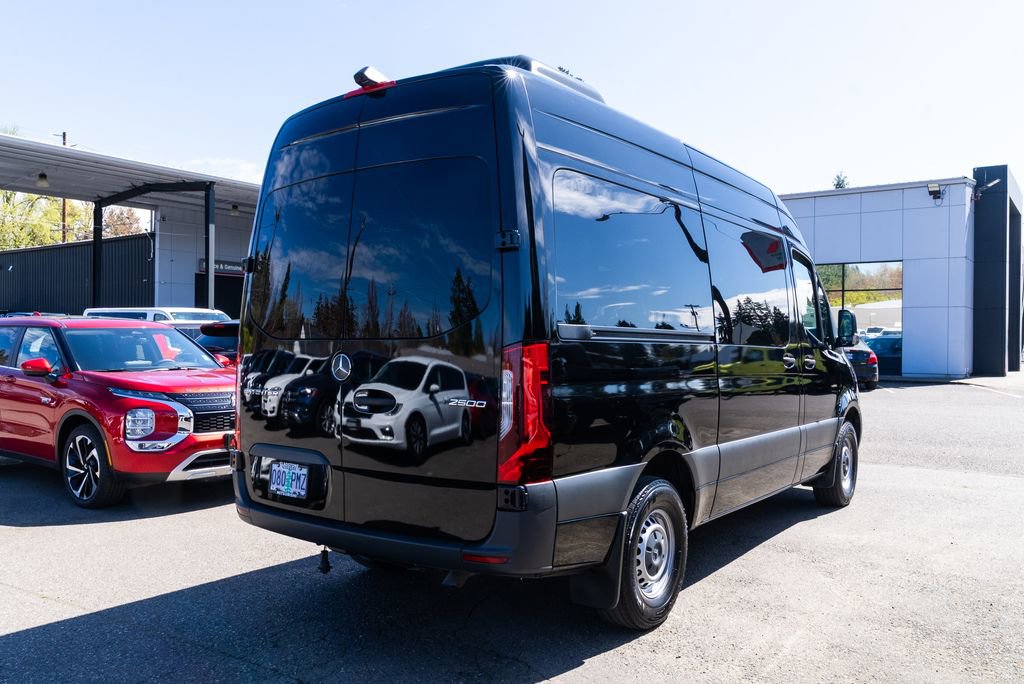 Used 2023 Mercedes-Benz Sprinter 2500 image 6