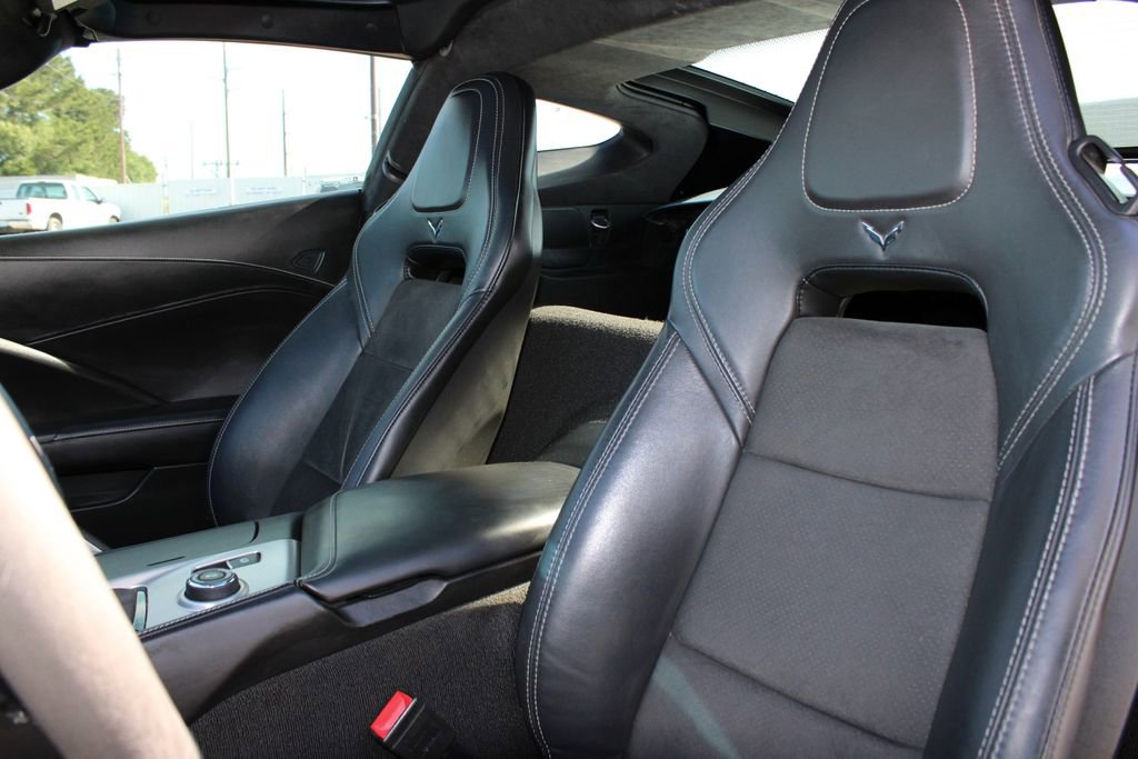 Used 2017 Chevrolet Corvette Grand Sport RWD image 11