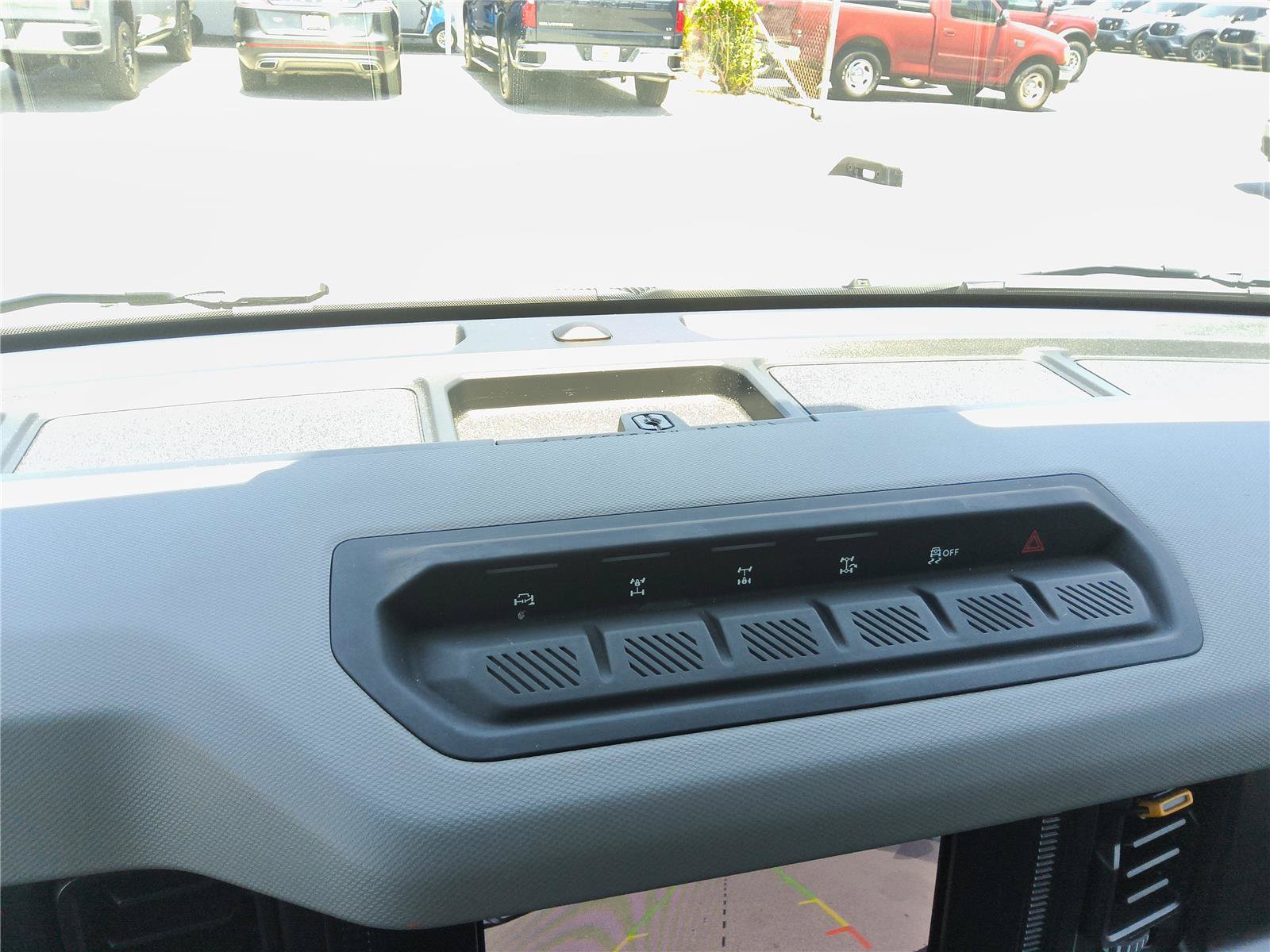 Used 2023 Ford Bronco Badlands w/ Sasquatch Package AWD/4WD image 32